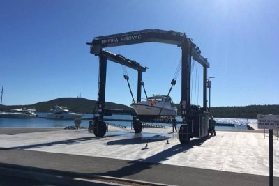 V severodalmatském letovisku Pirovac byla otevřena nová marina